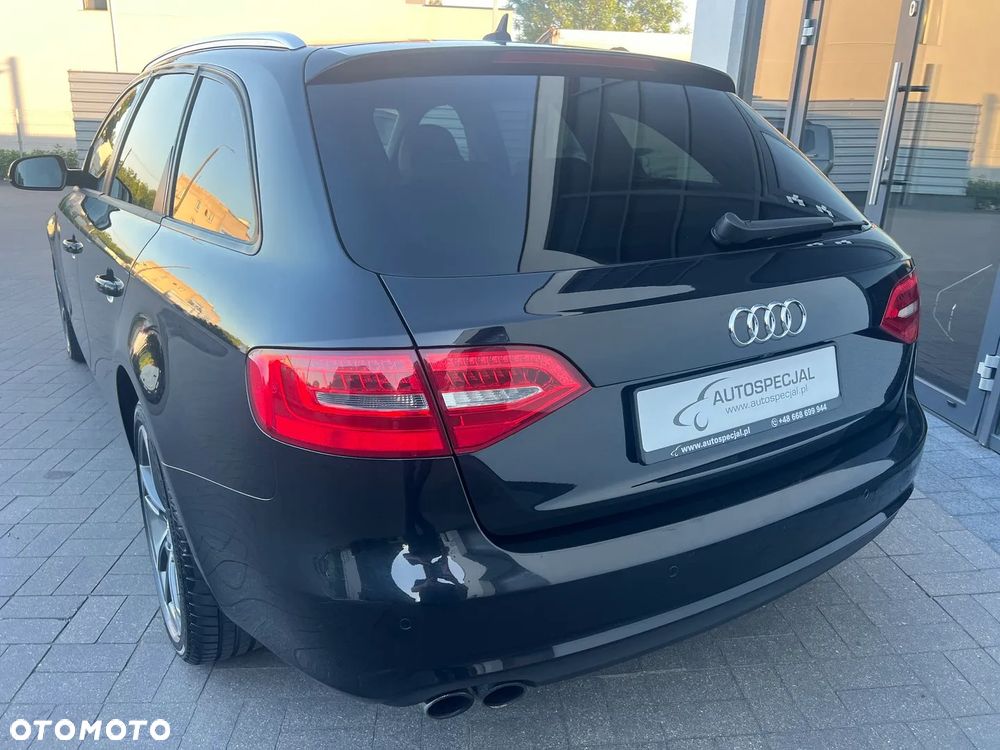 Audi A4 Avant 2.0 TDI Quattro S tronic - 8
