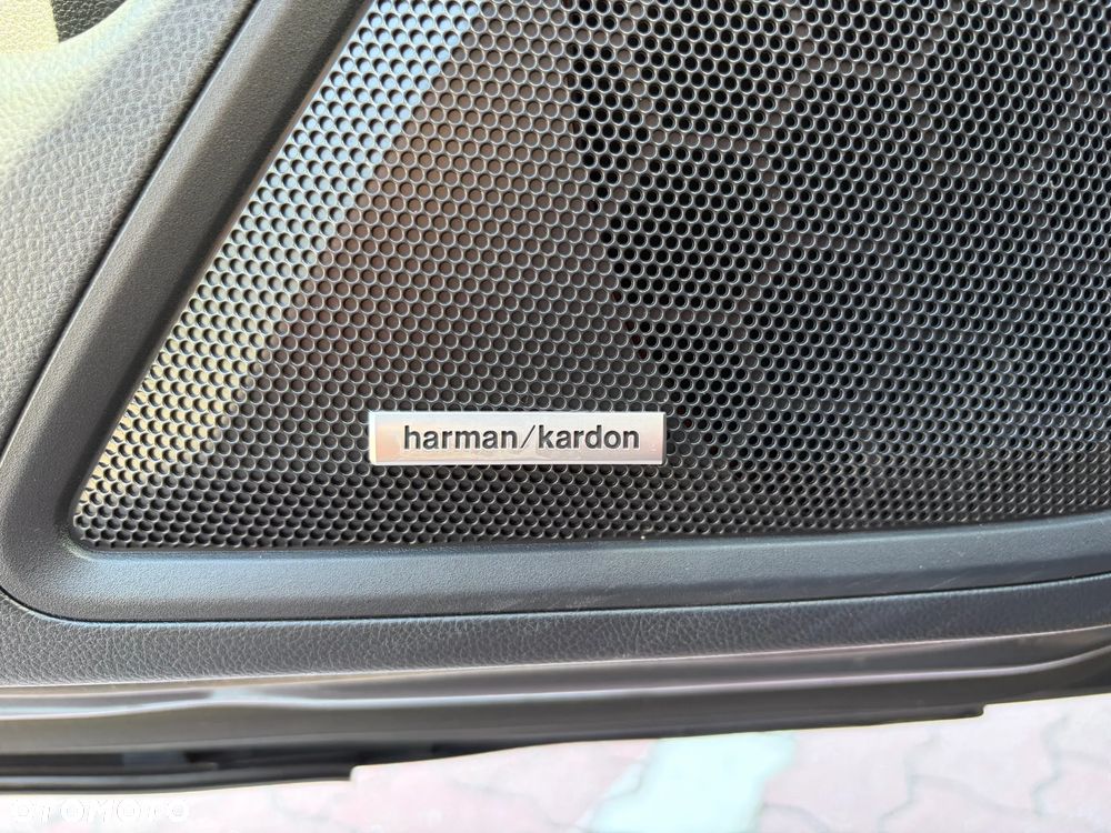 Subaru Outback 2.5i Platinum (EyeSight) Lineartronic - 30