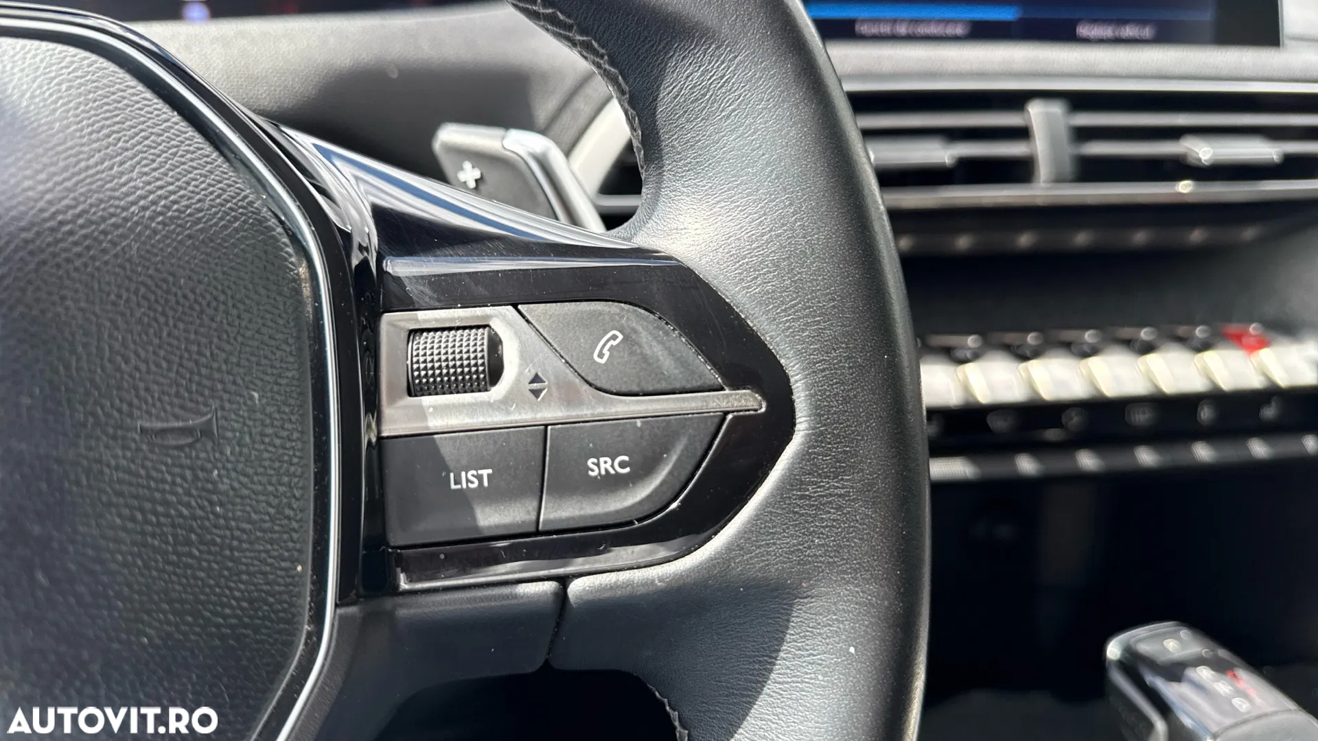 Peugeot 3008 1.2 PureTech Turbo S&S EAT6 GT-Line - 35