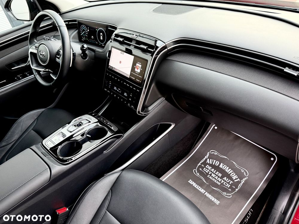 Hyundai Tucson 1.6 T-GDi HEV Executive 2WD - 31