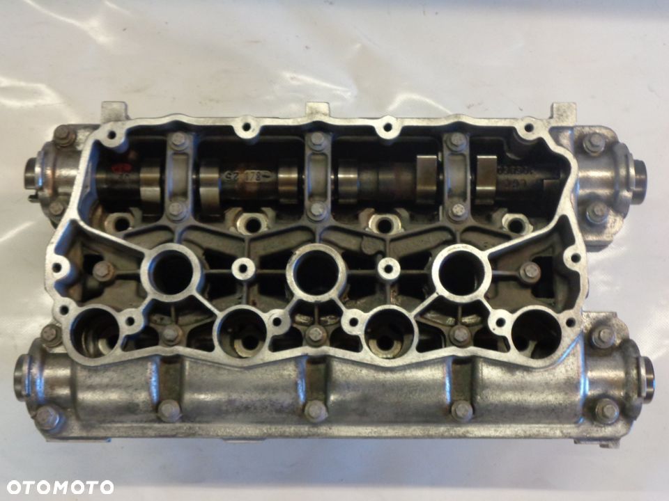 Głowica LAND ROVER FREELANDER 2.5V6 LDF106870 - 1