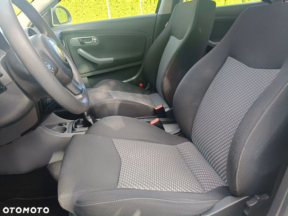 Seat Ibiza 1.4 16V Style - 24
