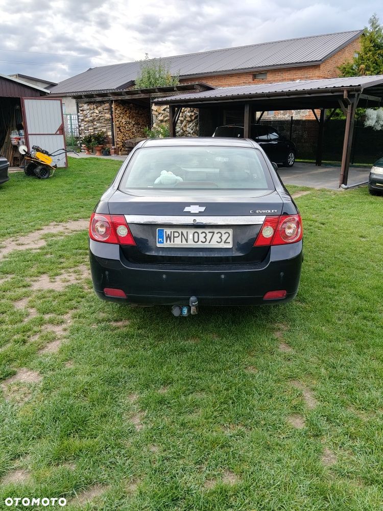 Chevrolet Epica - 4
