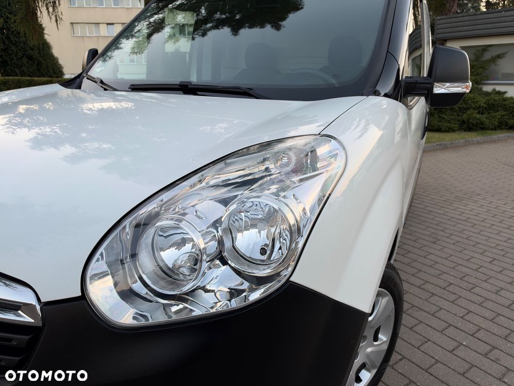Opel Combo - 16