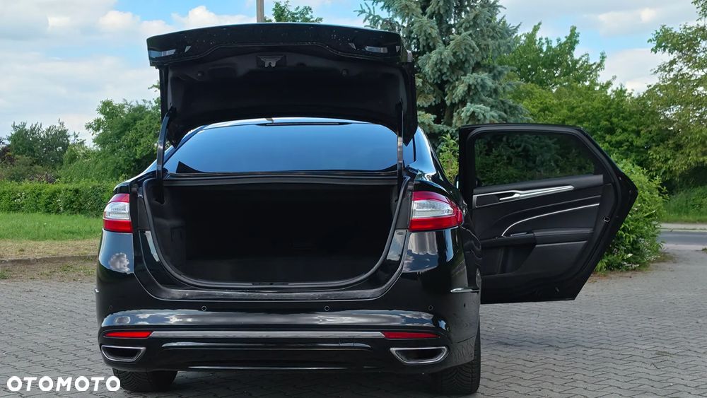 Ford Mondeo Vignale 2.0 Hybrid - 40