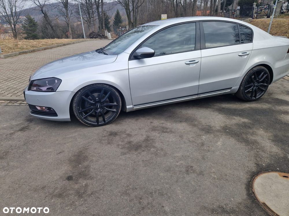 Volkswagen Passat 1.8 TSI Trendline - 4