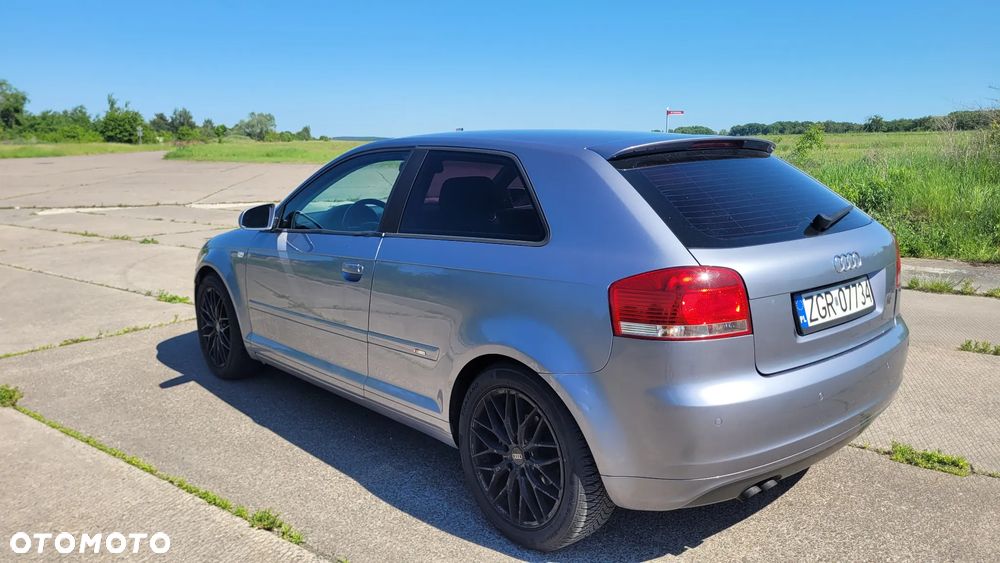 Audi A3 3-drzwiowe 2.0 TDI Ambition - 2