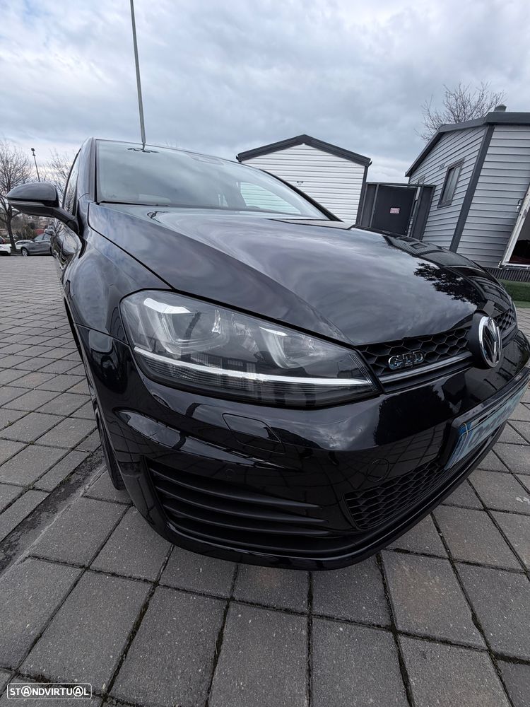 VW Golf 2.0 TDi GTD Pack DSG - 30