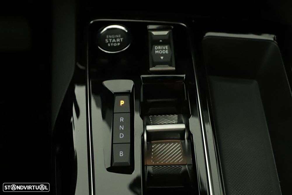 Peugeot 3008 1.6 Hybrid Allure e-EAT8 - 12