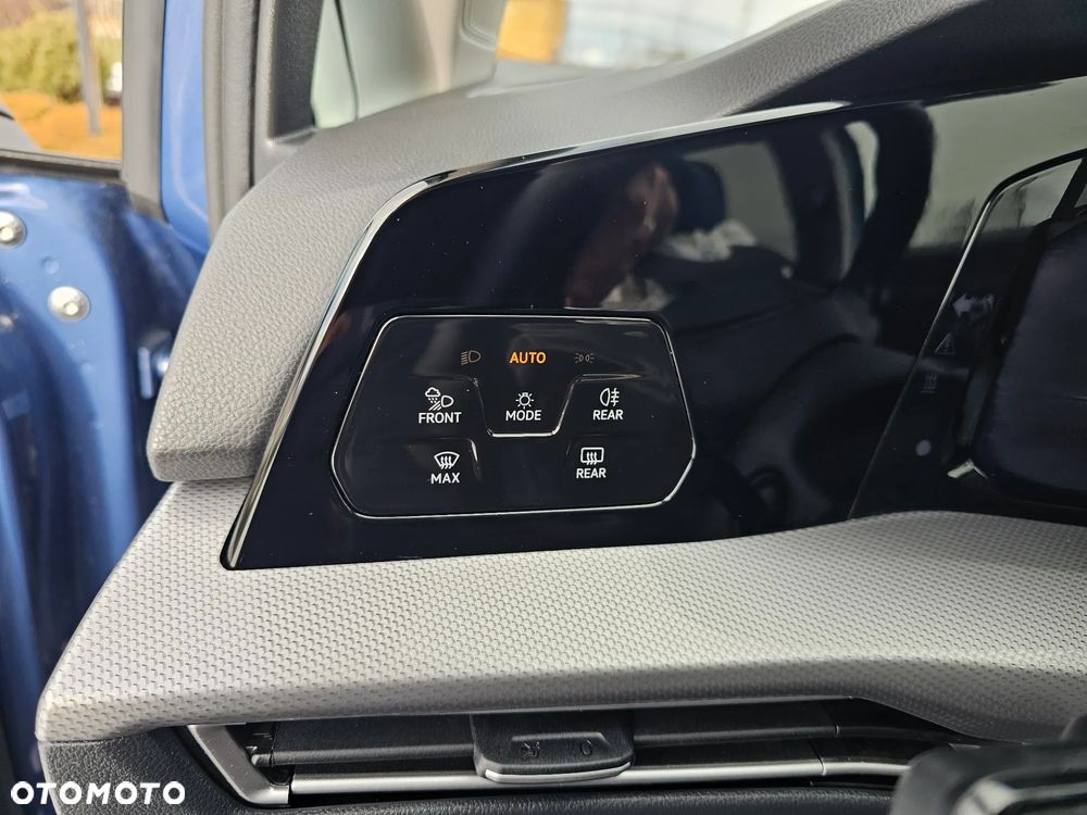 Volkswagen Golf - 17