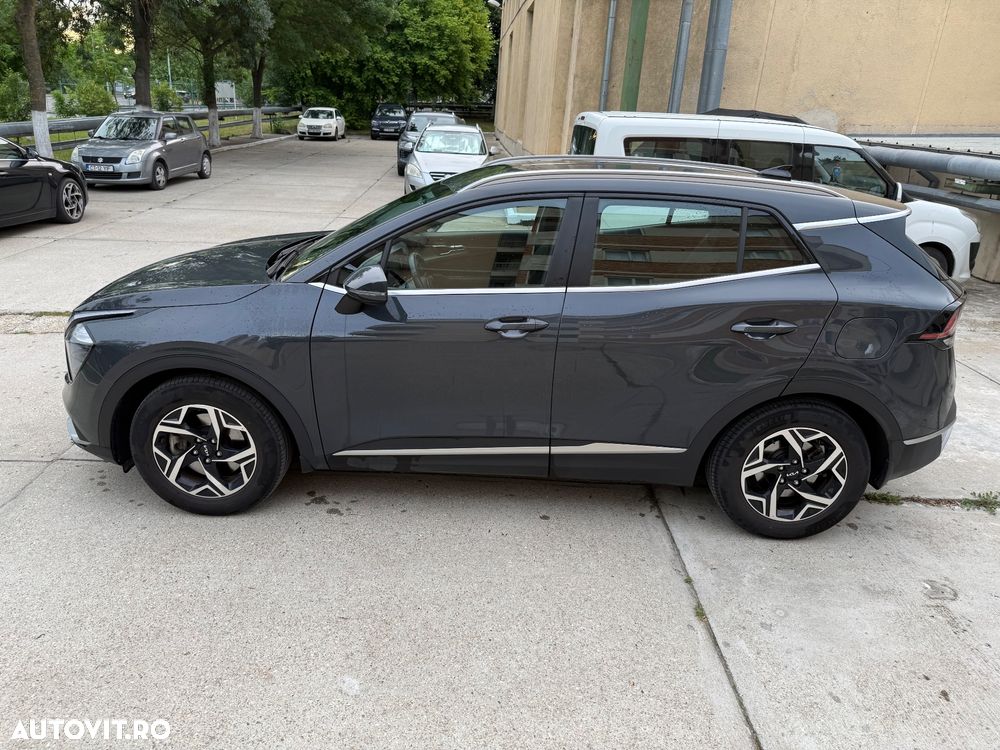 Kia Sportage 1.6 T-GDI MHEV 6MT 4x2 Urban - 12