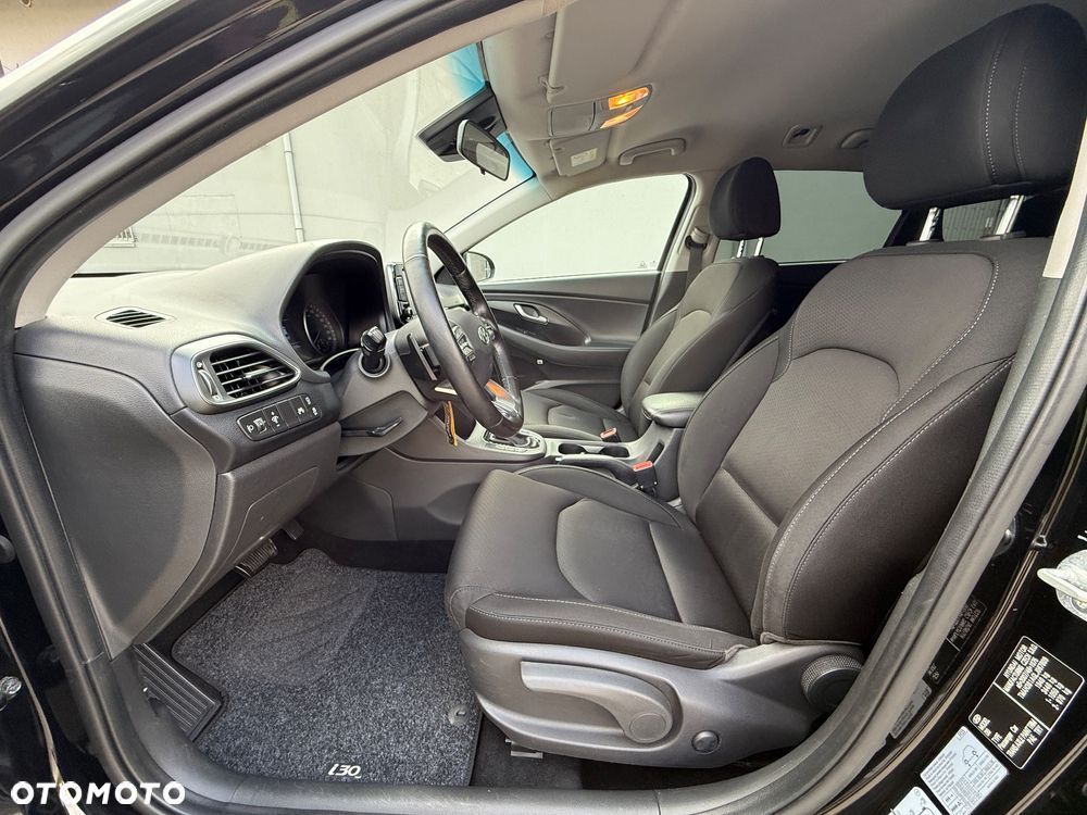 Hyundai i30 1.6 D Comfort DCT - 15