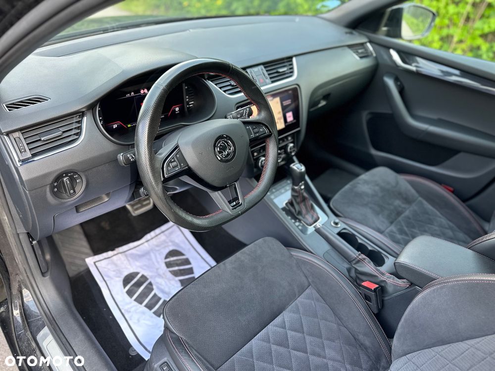 Skoda Octavia 2.0 TDI DSG 4x4 RS - 30