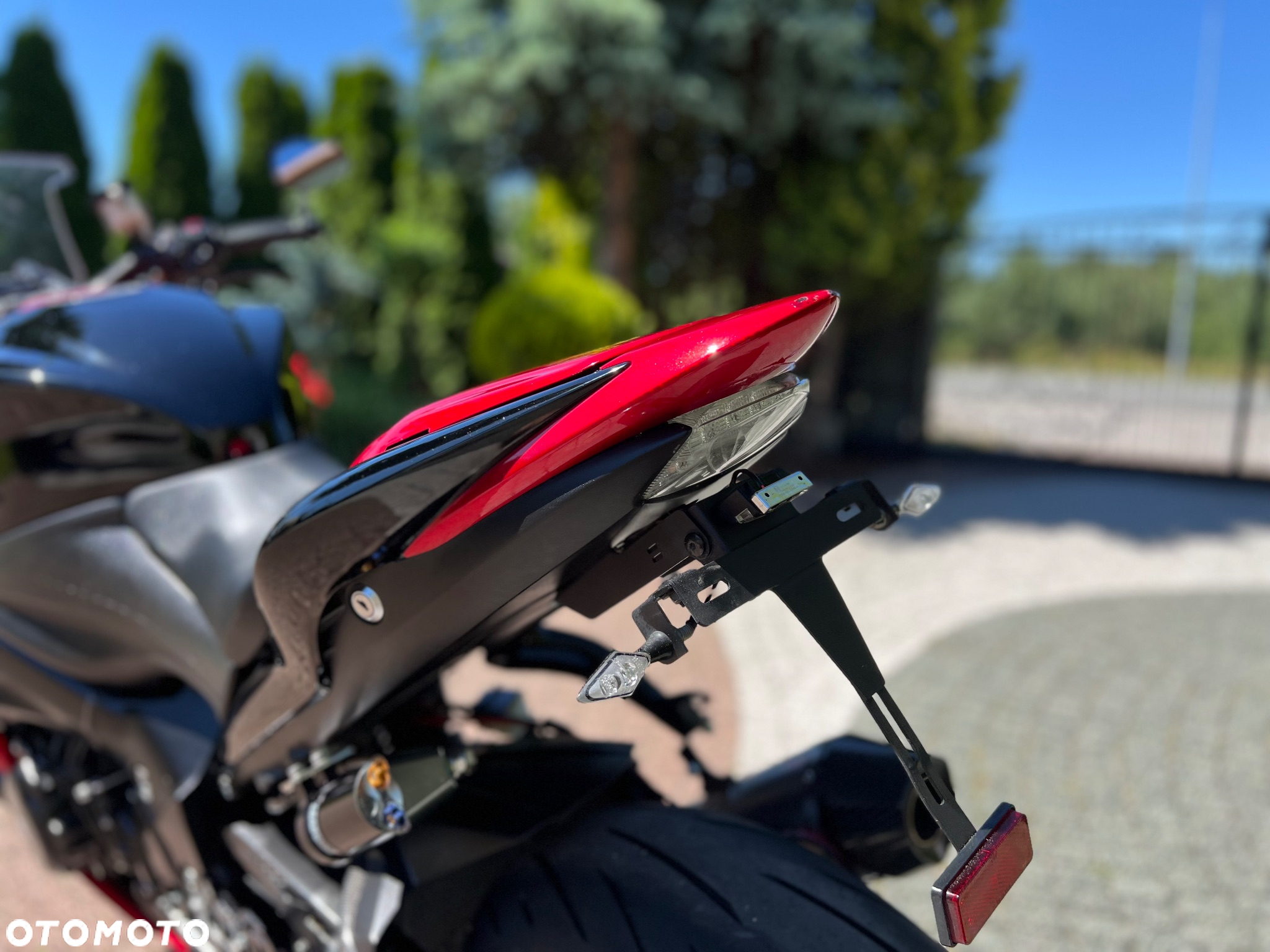 Suzuki GSX - 20
