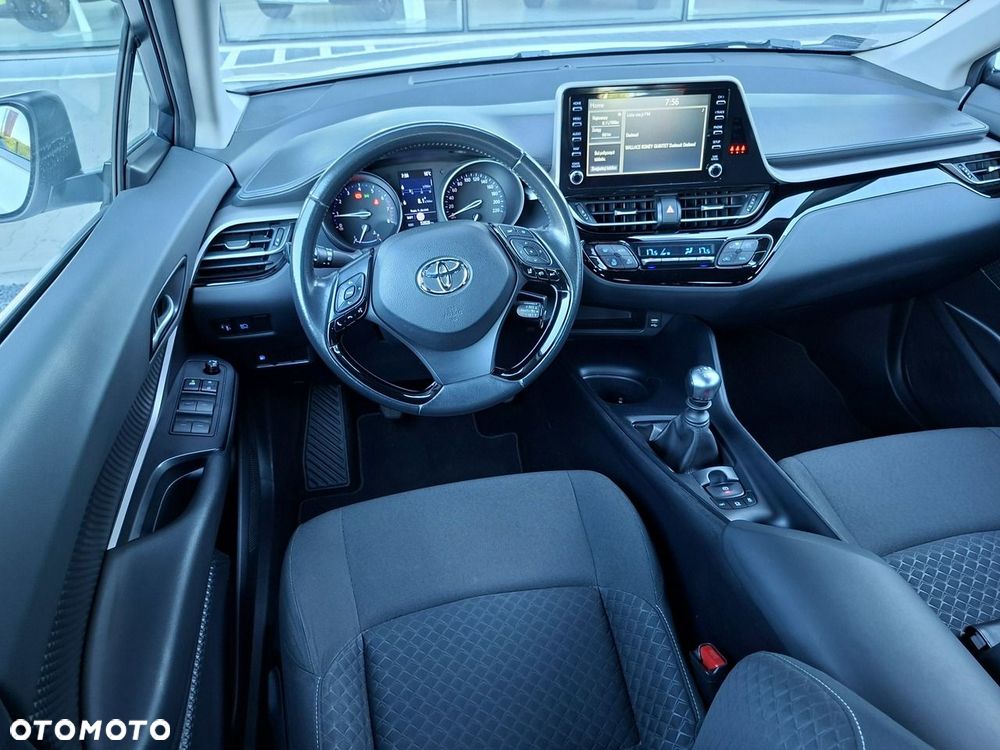Toyota C-HR - 26