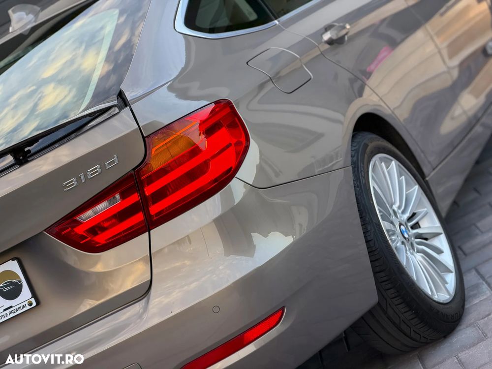 BMW Seria 3 318d Aut. Luxury Line - 16