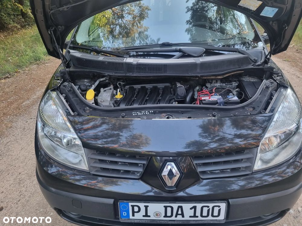 Renault Scenic 1.6 16V Avantage - 25