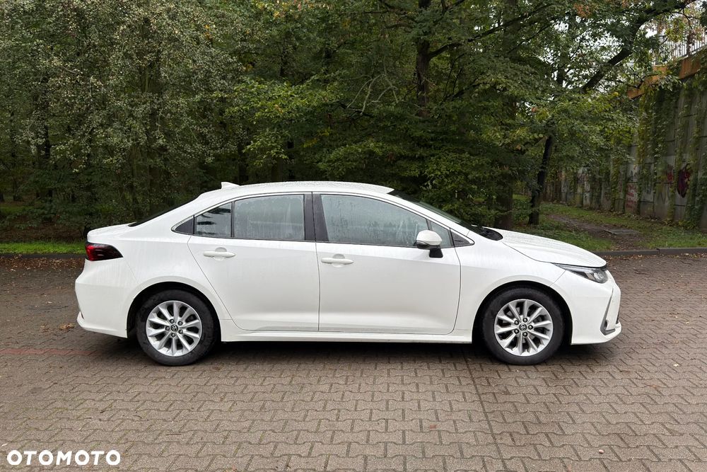 Toyota Corolla 1.6 Comfort - 11