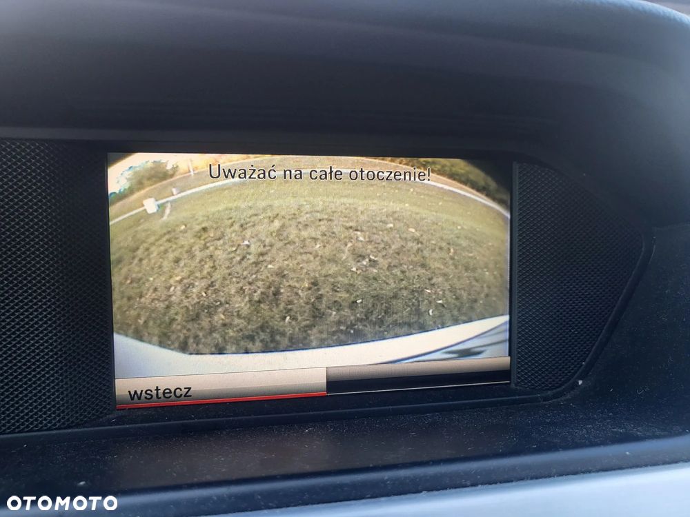 Mercedes-Benz Klasa C 350 CDI DPF 4Matic 7G-TRONIC BlueEFFICIENCY Special Edition - 13