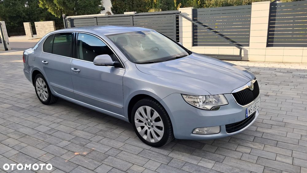 Skoda Superb 1.8 TSI Comfort DSG - 8