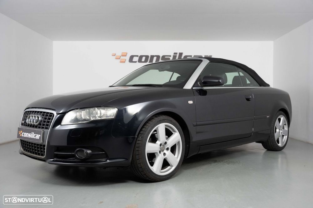 Audi A4 Cabrio 2.0 TDi S-line - 10