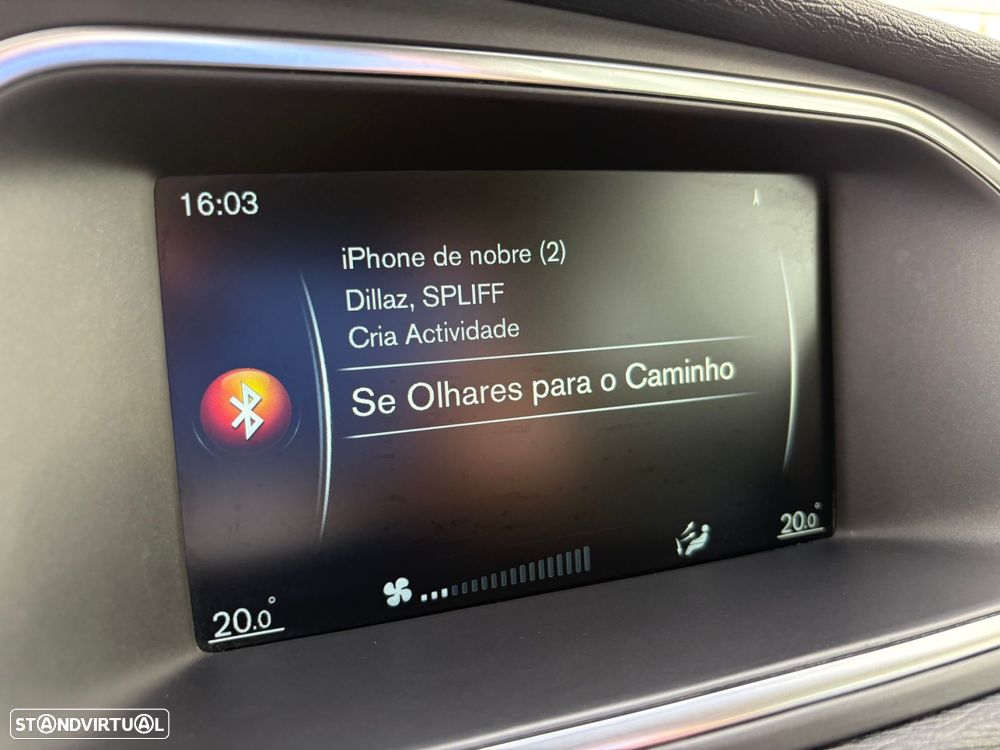 Volvo V40 2.0 D2 Momentum Eco - 20