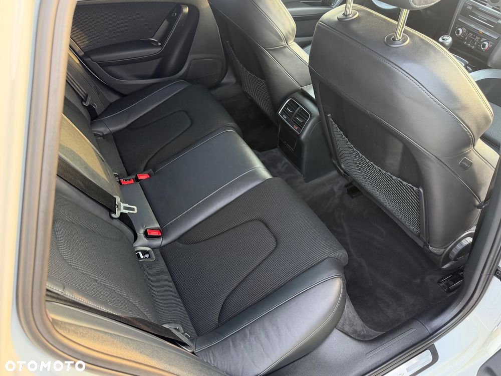 Audi A4 Avant 2.0 TFSI quattro S line Sportpaket - 34