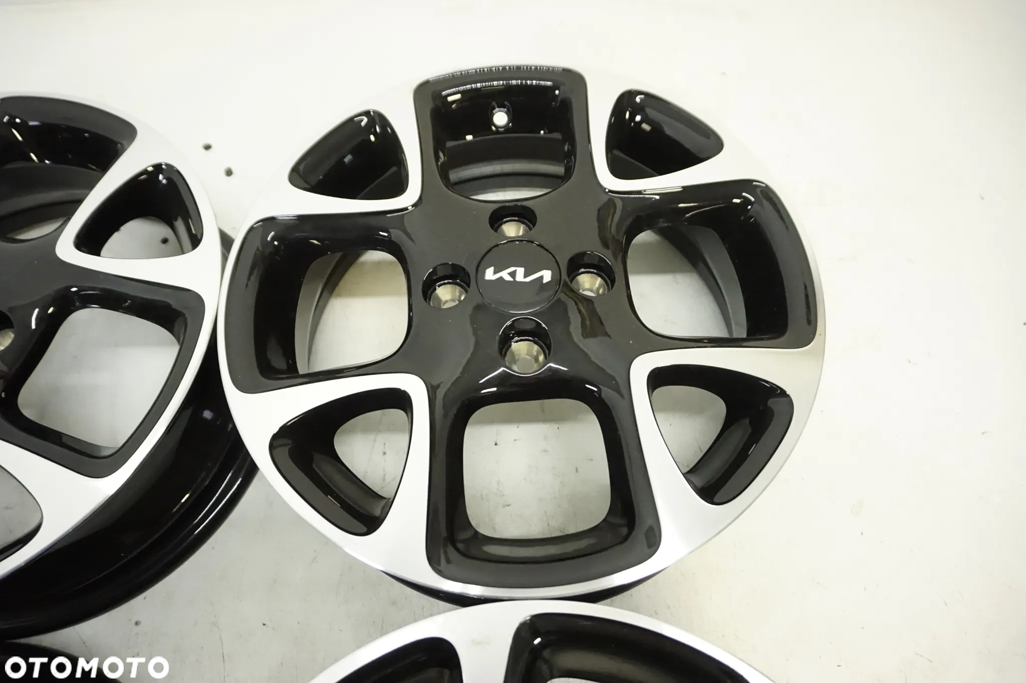 Felgi Aluminiowe 15 Kia Picanto Rio 4X100 NOWE - 4