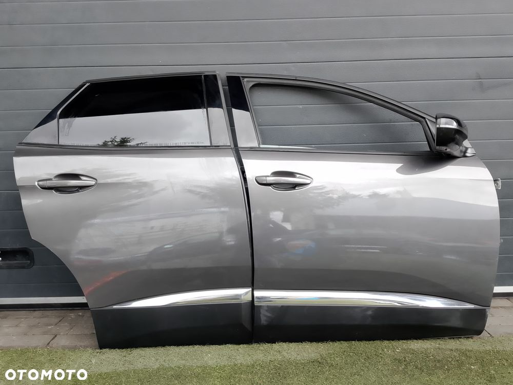 Drzwi prawy przód tylne  tył Peugeot 3008 II kompletne EVL - 1
