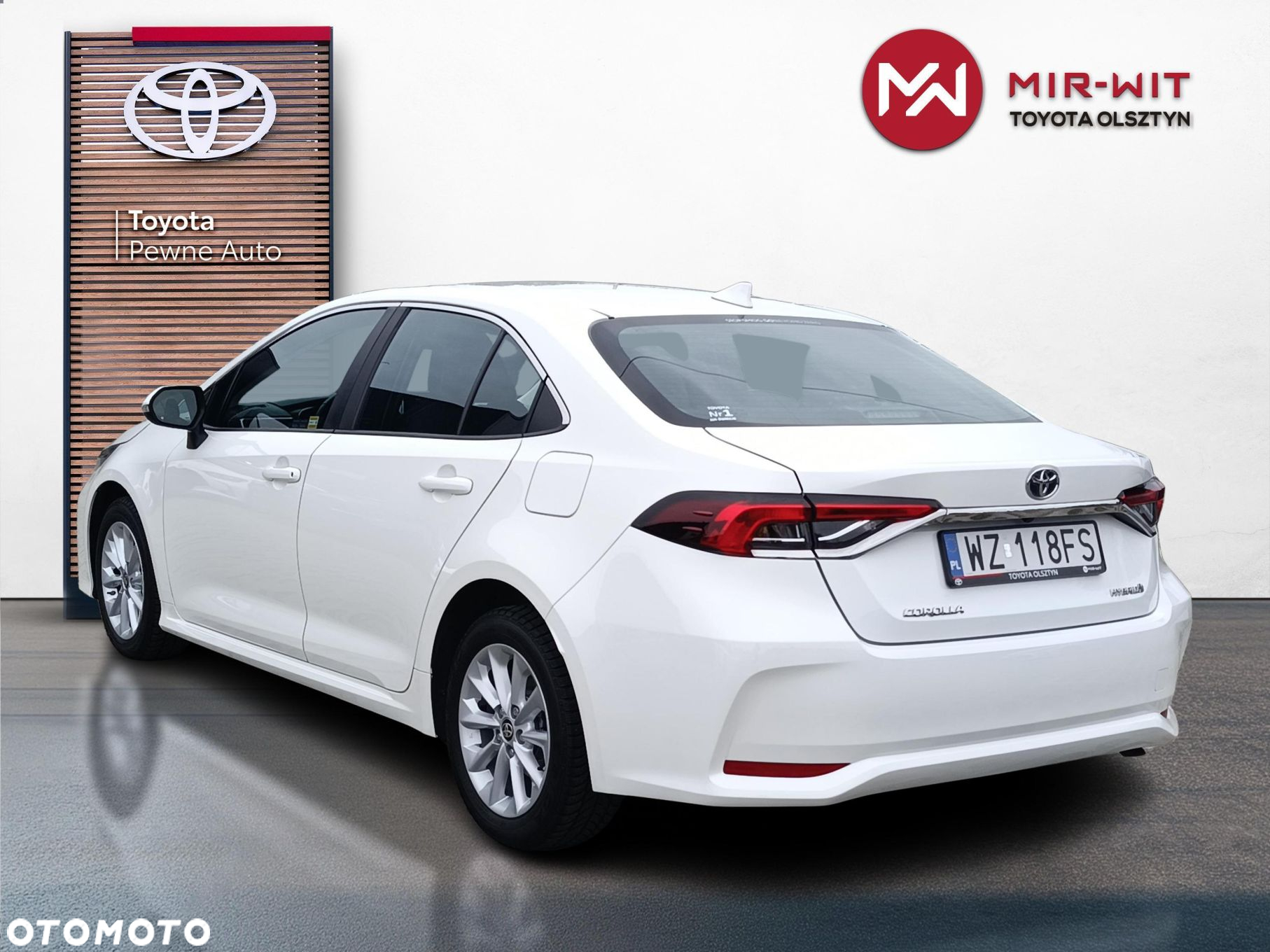 Toyota Corolla 1.8 Hybrid Comfort - 3