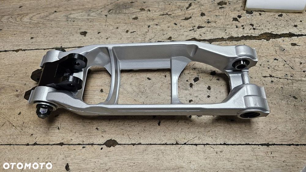 Zestaw wahacza kołyska Yamaha MT-01 (Zestaw naprawczy) OEM 90891-20132 - 7