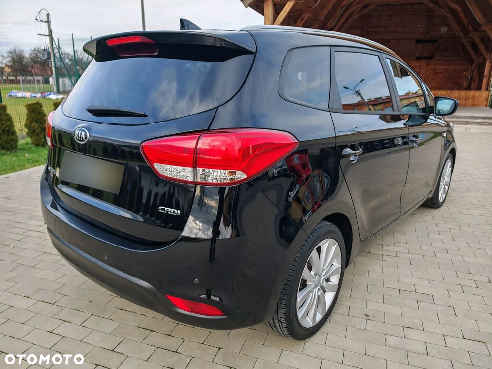 Kia Carens 1.7 CRDi 141 Dream-Team Edition - 15