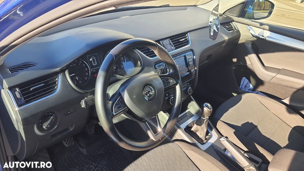 Skoda Octavia 1.6 TDI (Green tec) Style - 8