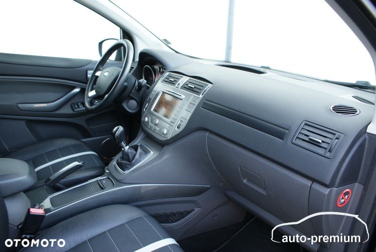 Ford Kuga 2.0 TDCi 4x4 Titanium - 8