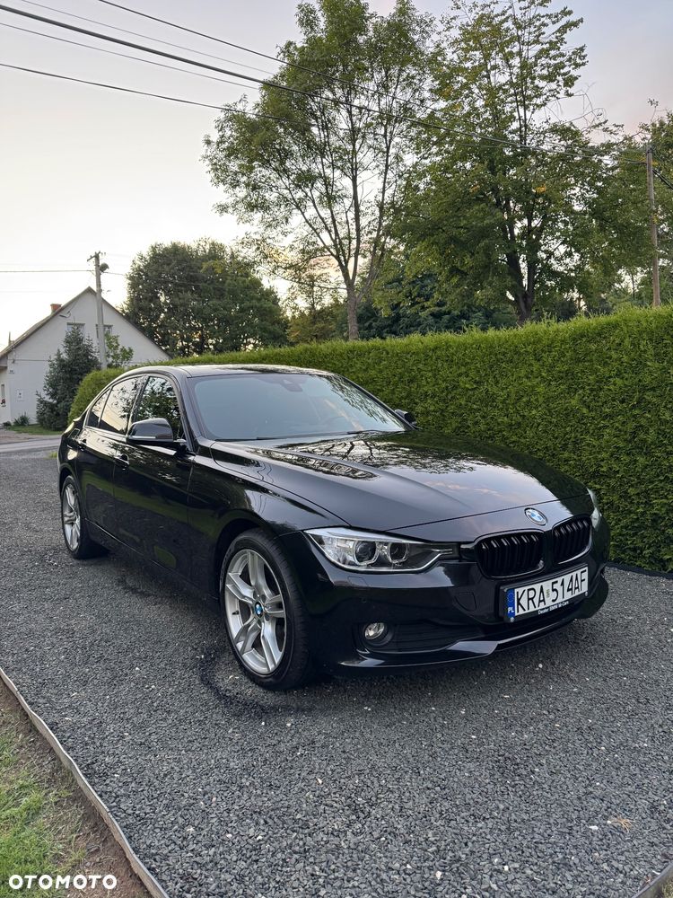 BMW Seria 3 320d xDrive - 3