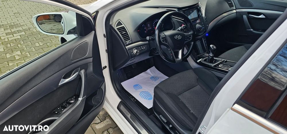 Hyundai i40 i40cw 1.7 CRDi Premium - 5