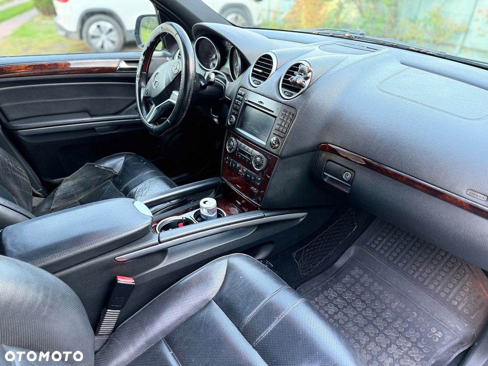 Mercedes-Benz ML - 6
