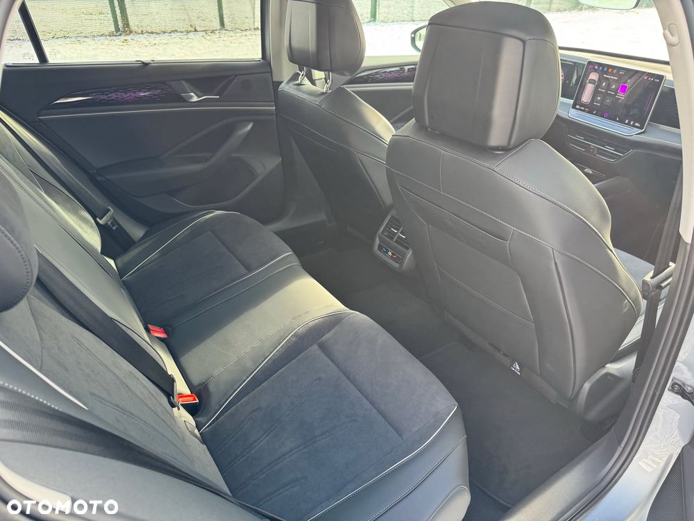 Volkswagen Passat - 7