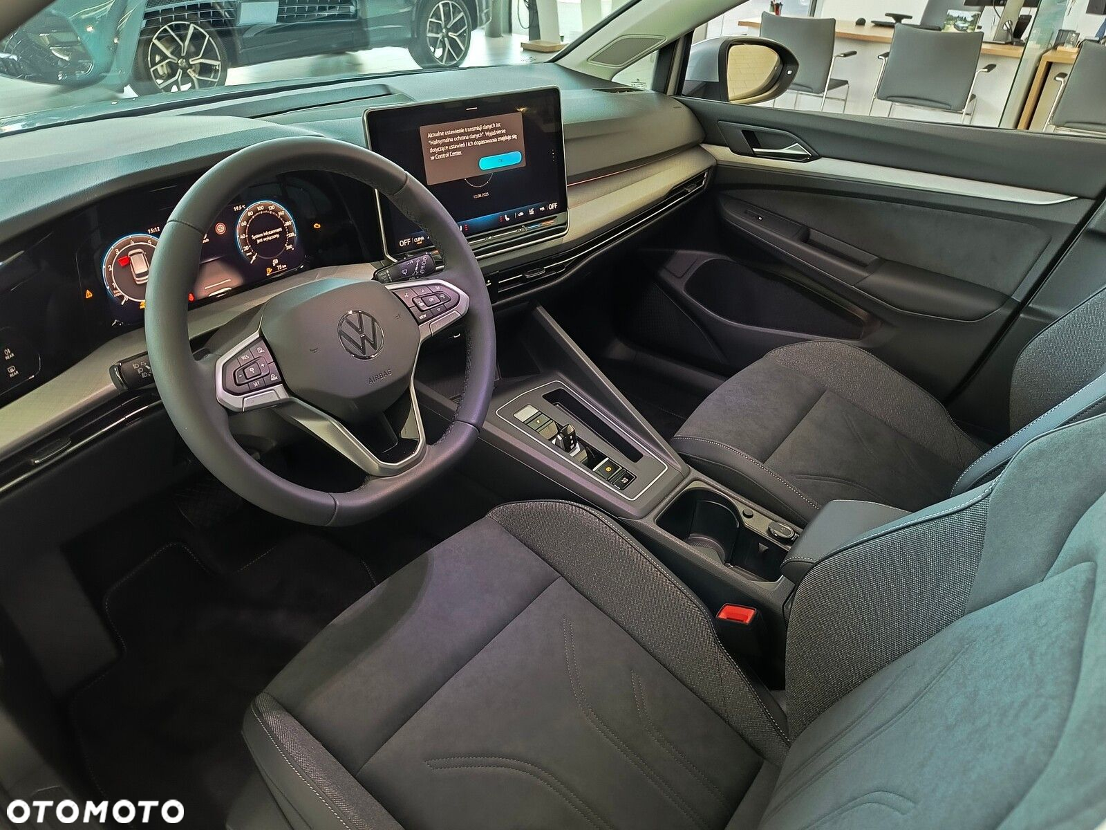 Volkswagen Golf - 12