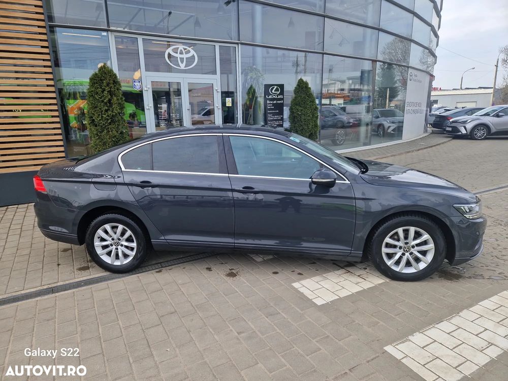 Volkswagen Passat 2.0 TDI DSG Comfortline - 5
