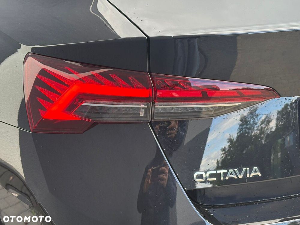 Skoda Octavia 1.5 TSI mHEV Selection DSG - 18
