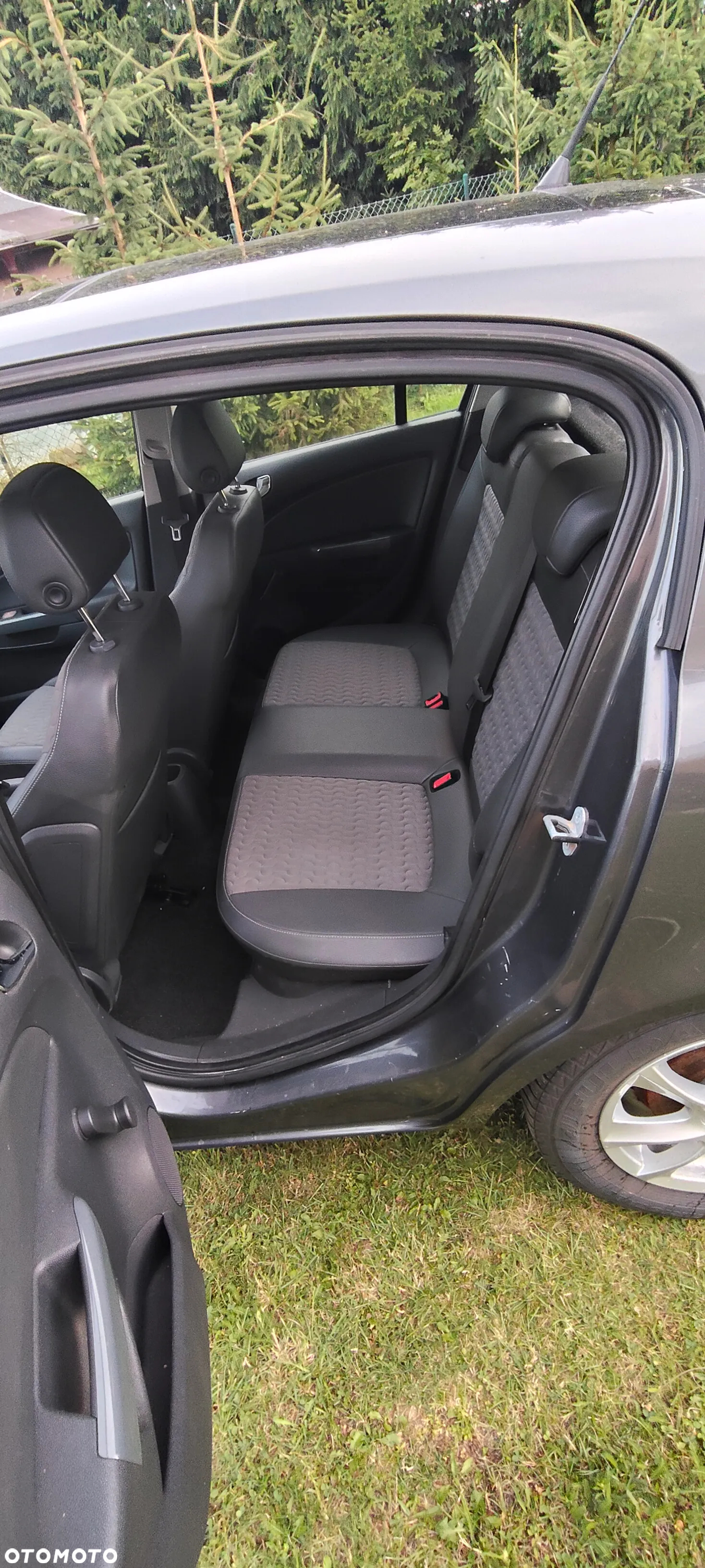 Opel Corsa 1.4 16V Active - 20
