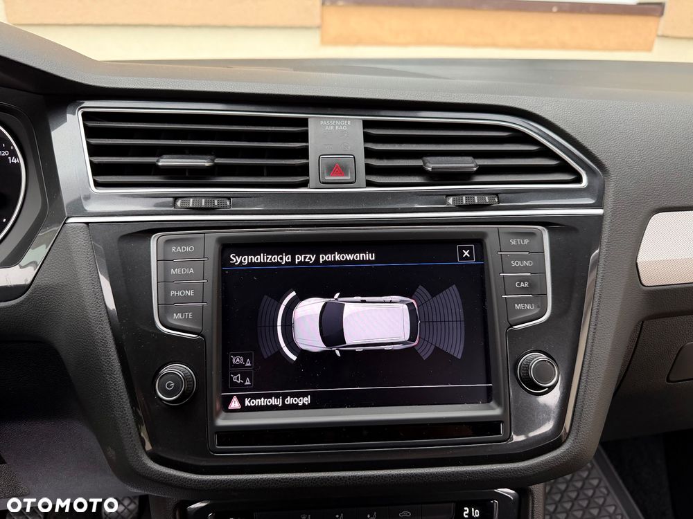 Volkswagen Tiguan 2.0 TDI SCR 4Motion (BlueMotion Tech) Comfortline - 33