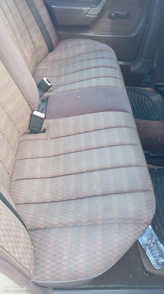 Mercedes-Benz W201 (1982-1993) - 30