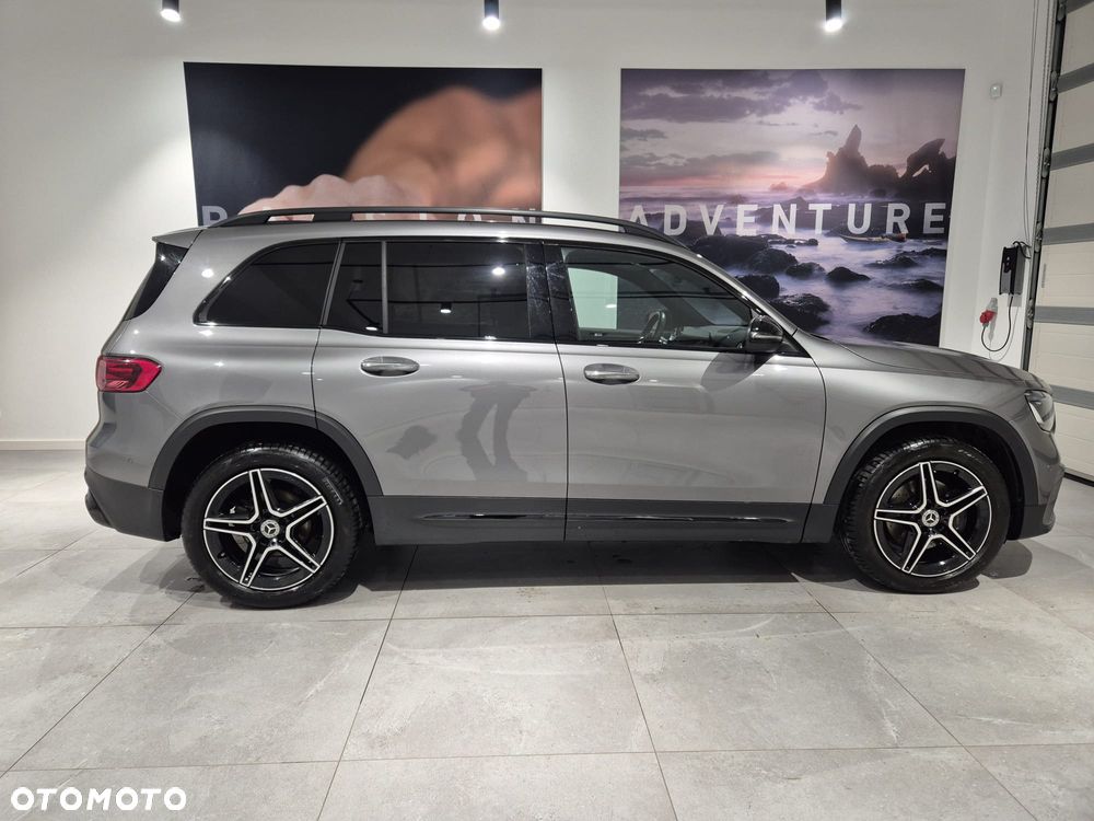 Mercedes-Benz GLB - 4