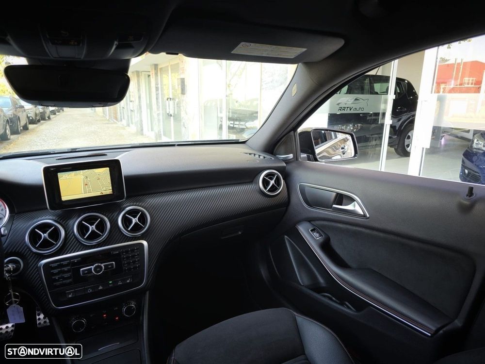 Mercedes-Benz A 220 CDI (BlueEFFICIENCY) 7G-DCT AMG Sport - 23