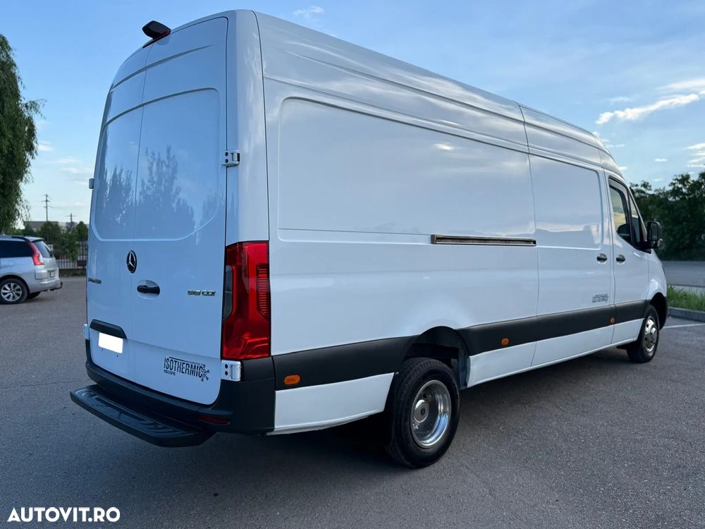 Mercedes-Benz Sprinter - 13