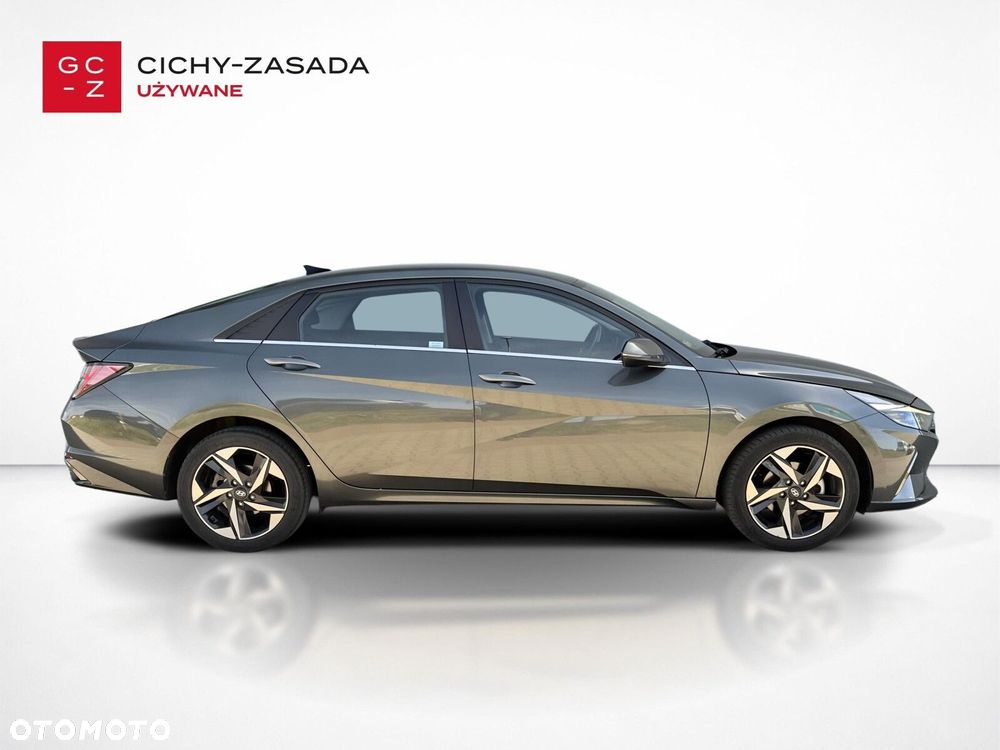 Hyundai Elantra 1.6 Smart - 4
