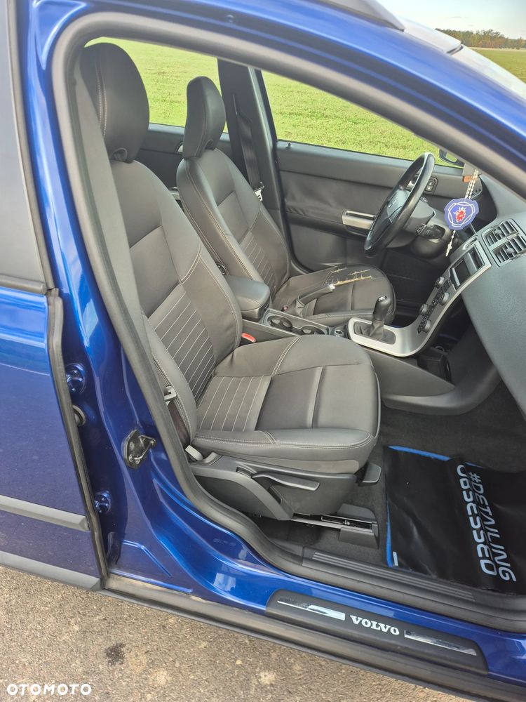 Volvo V50 - 15