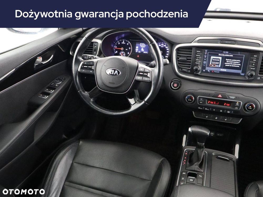 Kia Sorento - 9